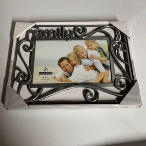 COPY - Never Opened Family 4x6 Picture Frame